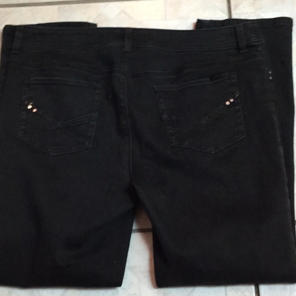 r  casual solid black stretch jeans size 2 - Picture 2 of 2